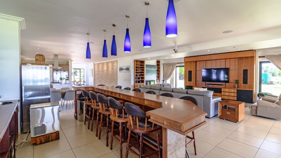 7 Bedroom Property for Sale in Oranjeville Free State